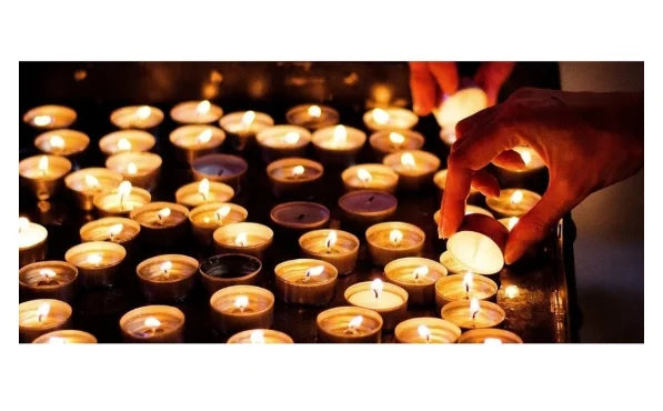50 Paraffin Chaud Candles With Bracket Decorative Valentine's Day Floating Wedding Aluminum